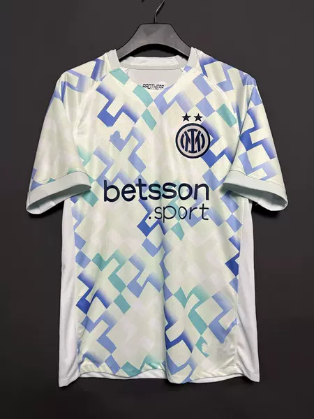 2526 Inter Milan away