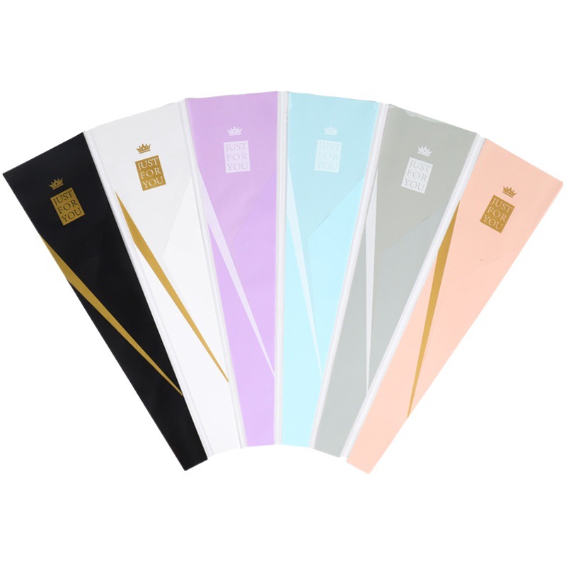 Nueva tienda de flores material de embalaje floral Día de San Valentín flor Rosa bolsa de embalaje ramo bolsa de triángulo corona bolsa individual