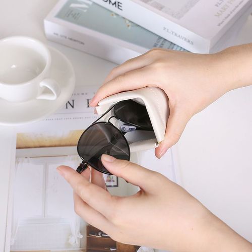 Data cable storage bag, headphone portable, mouth red, elastic, eye glass automatic closing, sunglasses storage bag