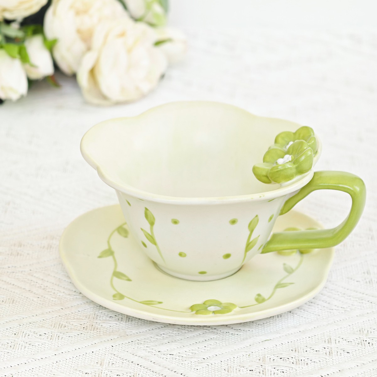 Hand Painted Ceramic Coffee Cup And Saucer Set For Tea Time_voghion.com