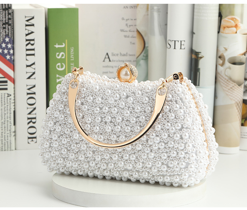 Champagne White Beige Alloy Solid Color Square Evening Bags display picture 2