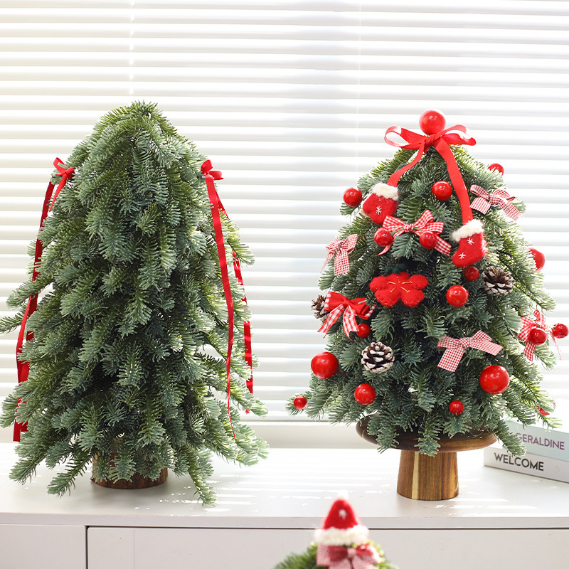 Todo el árbol de Navidad PE Simulación de pino de Navidad decoración sala de estar en el hogar decoración del comedor escenas de vacaciones al por mayor