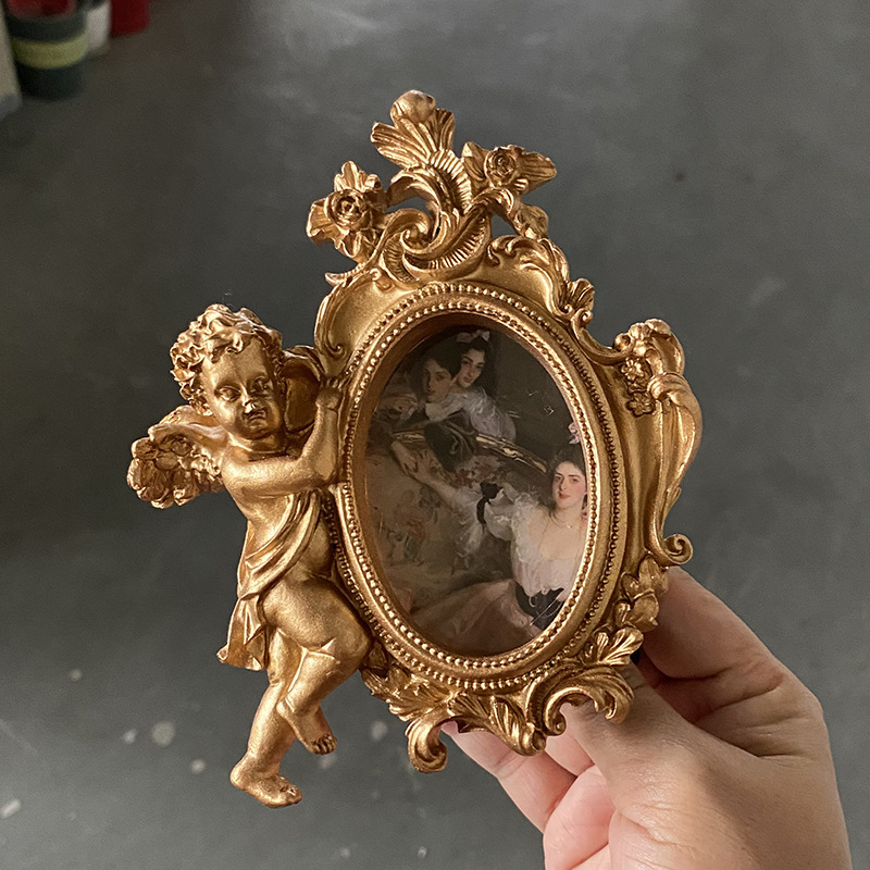 Combination Decorative Wall-Hanging Bedroom Bedside Table Ornaments Golden American European Style Resin Special-Shaped Photo Frame Wall-Hanging Combination Decorative Wall-Hanging Bedroom Bedside Table Ornaments Golden American European Style Resin Special-Shaped Photo Frame Wall-Hanging