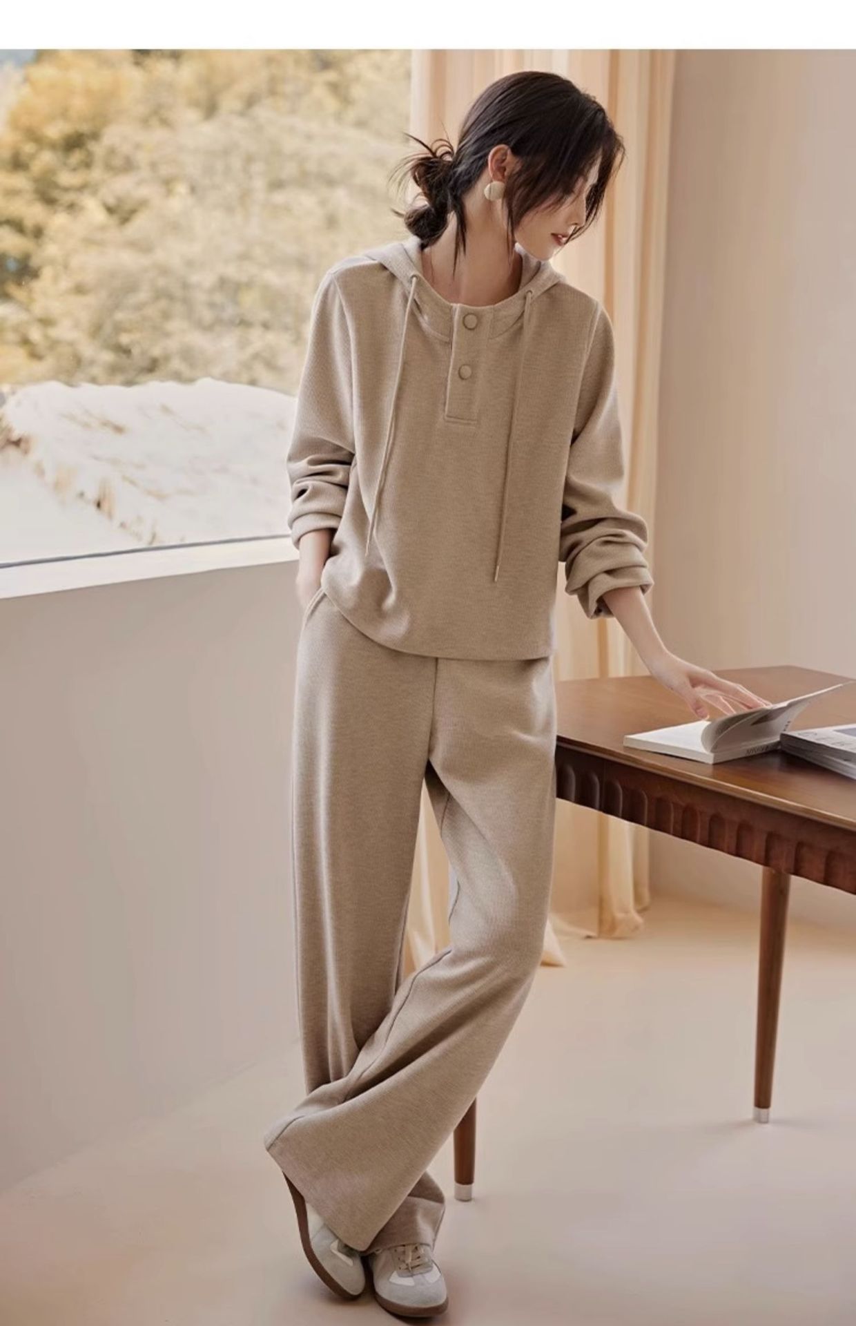Vêtements pour femmes Maillard porte un costume de style paresseux pour femmes 2024 automne nouvelle mode pull fin à capuche costume deux pièces pour femmes_voghion.com