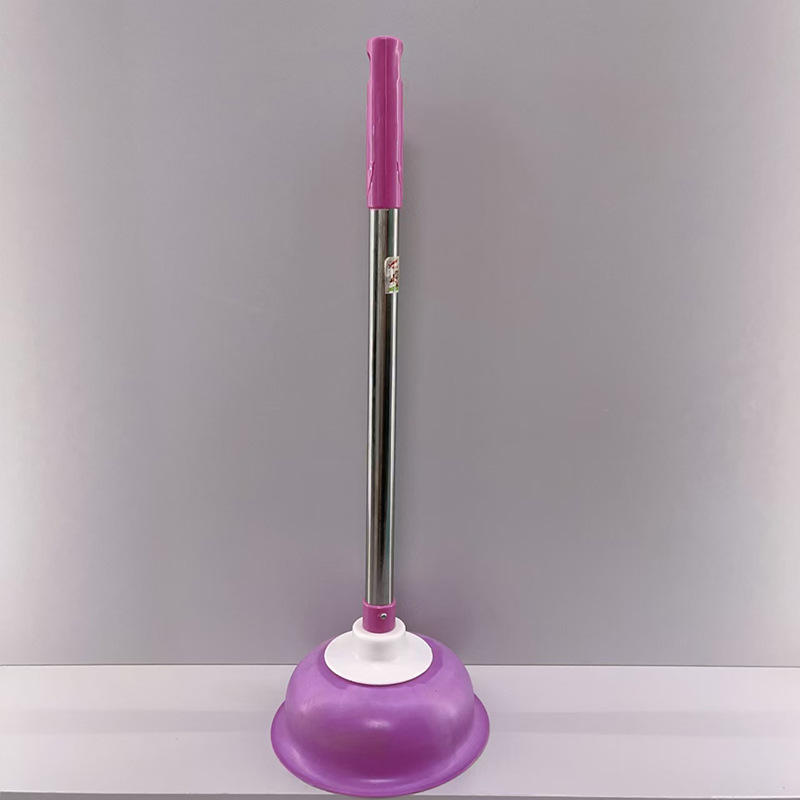 小さい剛の赤い皮は便器を吸い込んで疎通器の便器の皮を吸い込みます。|undefined