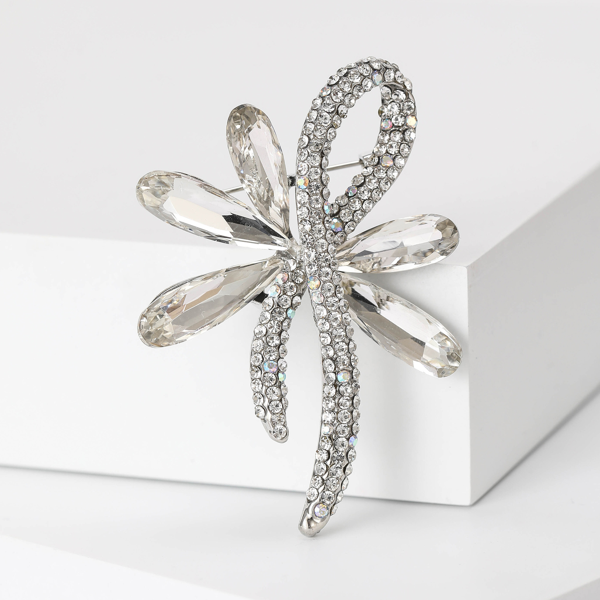 15g Weight Rhinestones Inlay Material Brooches Classification Holiday Occasion Alloy Material Bow Knot Pattern Women's Gender Inlay Design Pin Bow Knot Alloy Inlay Rhinestones Women's Brooches 10