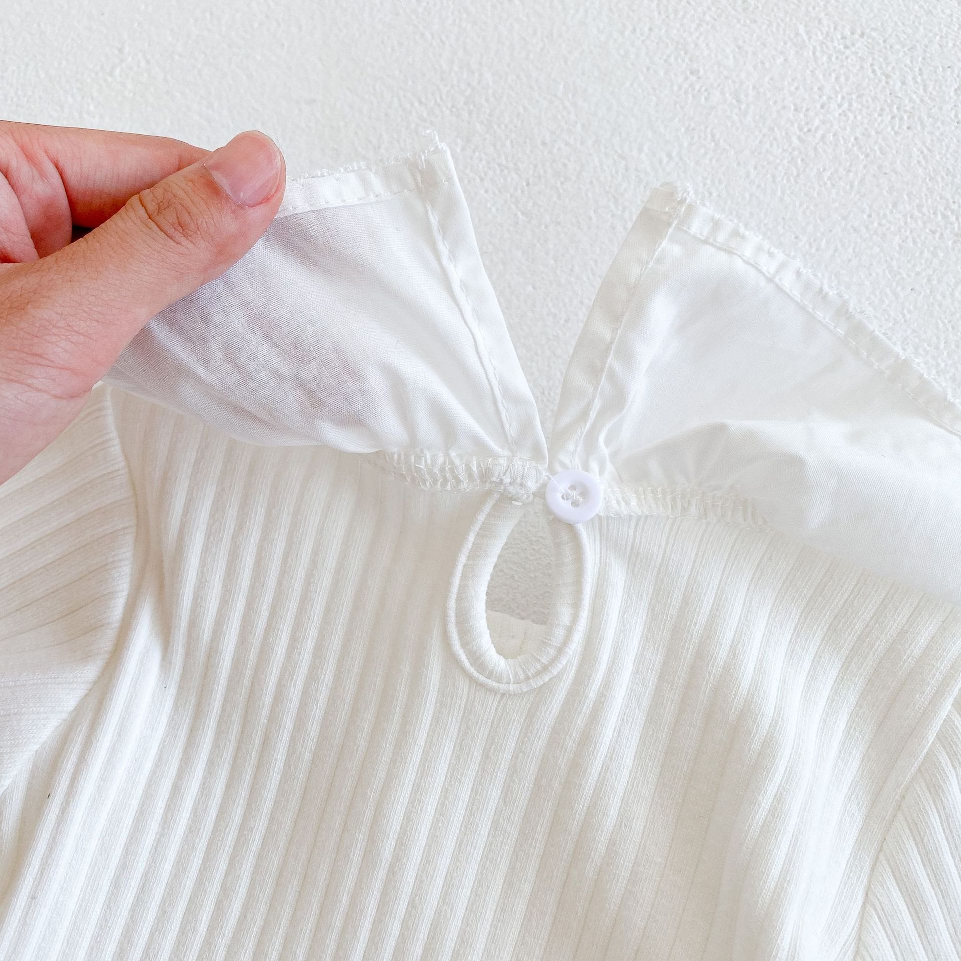 Ins2024 Spring and Autumn New Girl Baby Lotus Leaf Collar Bottom Ha Yi jumpsuit Crawler Thick Style_voghion.com