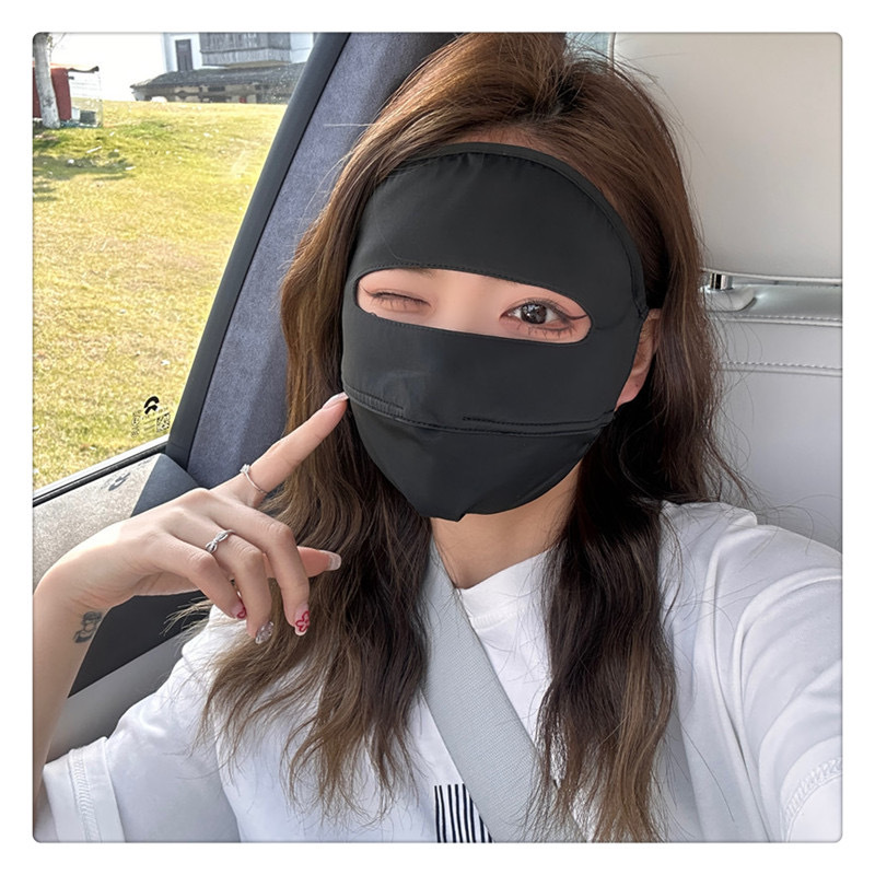 Summer thin silk breathable medical mask