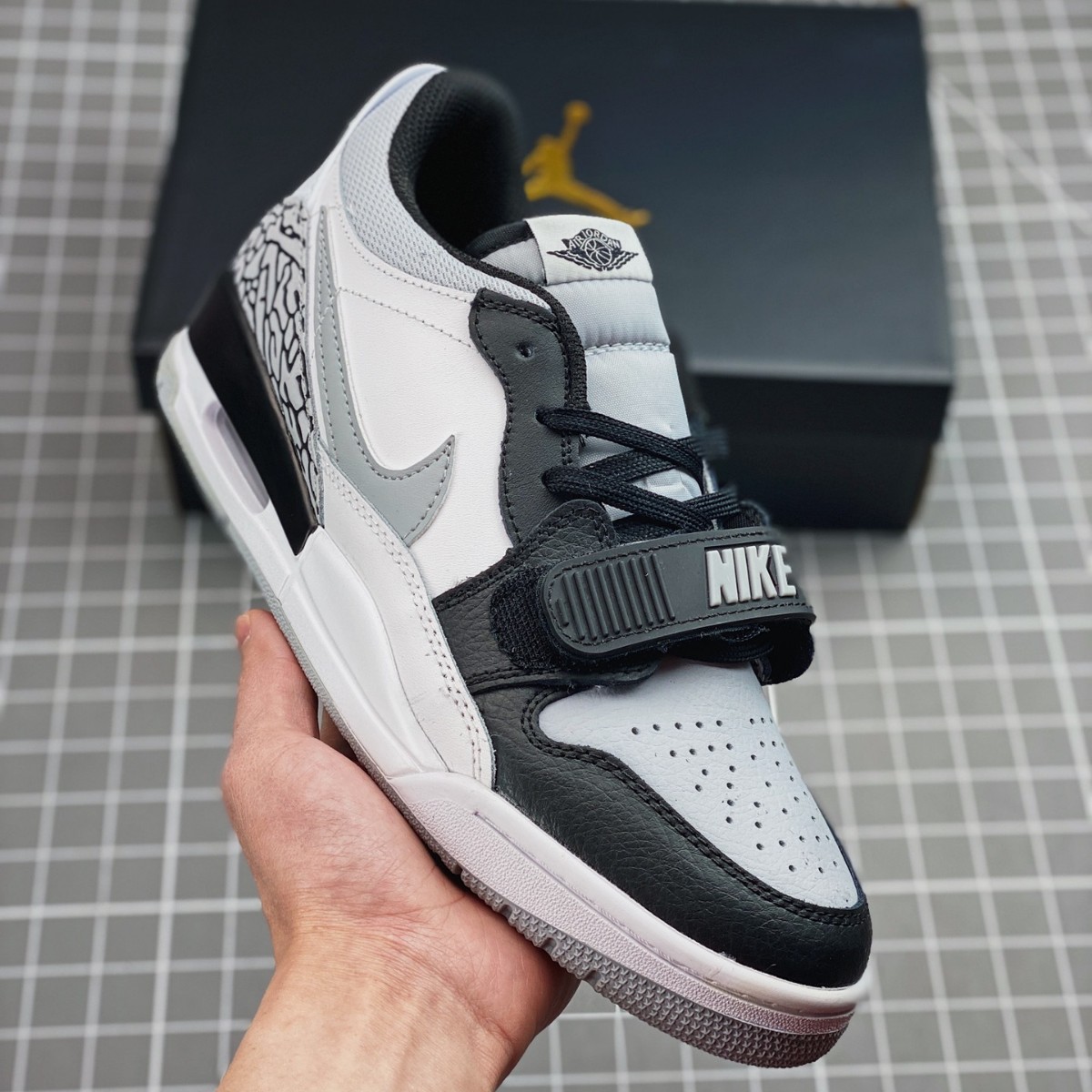 Original 312 Low Basketball Shoes Retro Air Cushion Casual Outdoor Sports Shoes Couple Versatile Student Skateboard Shoes Comfortable