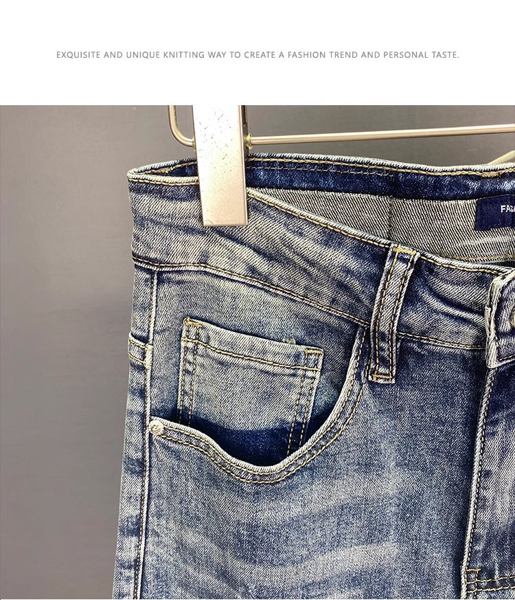 Slim Fit Printed Cropped Jeans For Men Distressed Patched Design_voghion.com