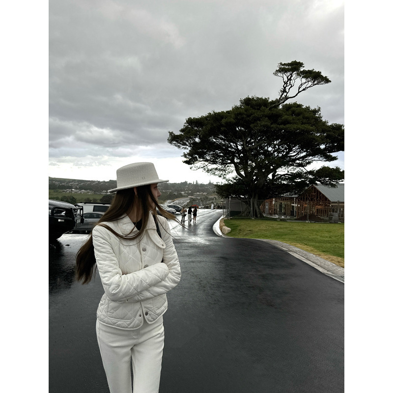 Good Morning, Fanfan! 「Rha1* Old Money Diamond Pattern Waist-Tightening Cotton Jacket」 Slimming and Figure-Flattering Padded Coat, Warm Cotton Clothing for Women Good Morning, Fanfan! 「Rha1* Old Money Diamond Pattern Waist-Tightening Cotton Jacket」 Slimming and Figure-Flattering Padded Coat, Warm Cotton Clothing for Women
