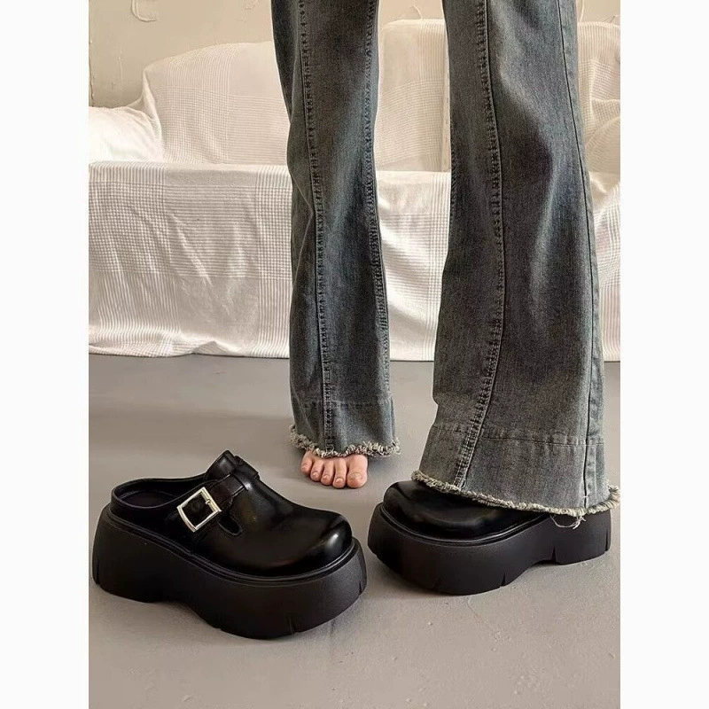 Удобные тапочки в корейском стиле, подходящие к юбкам, универсальные тапочки 2025 года, новый стиль интернет-знаменитостей, элегантные миниатюрные высококачественные тапочки, увеличивающие рост.