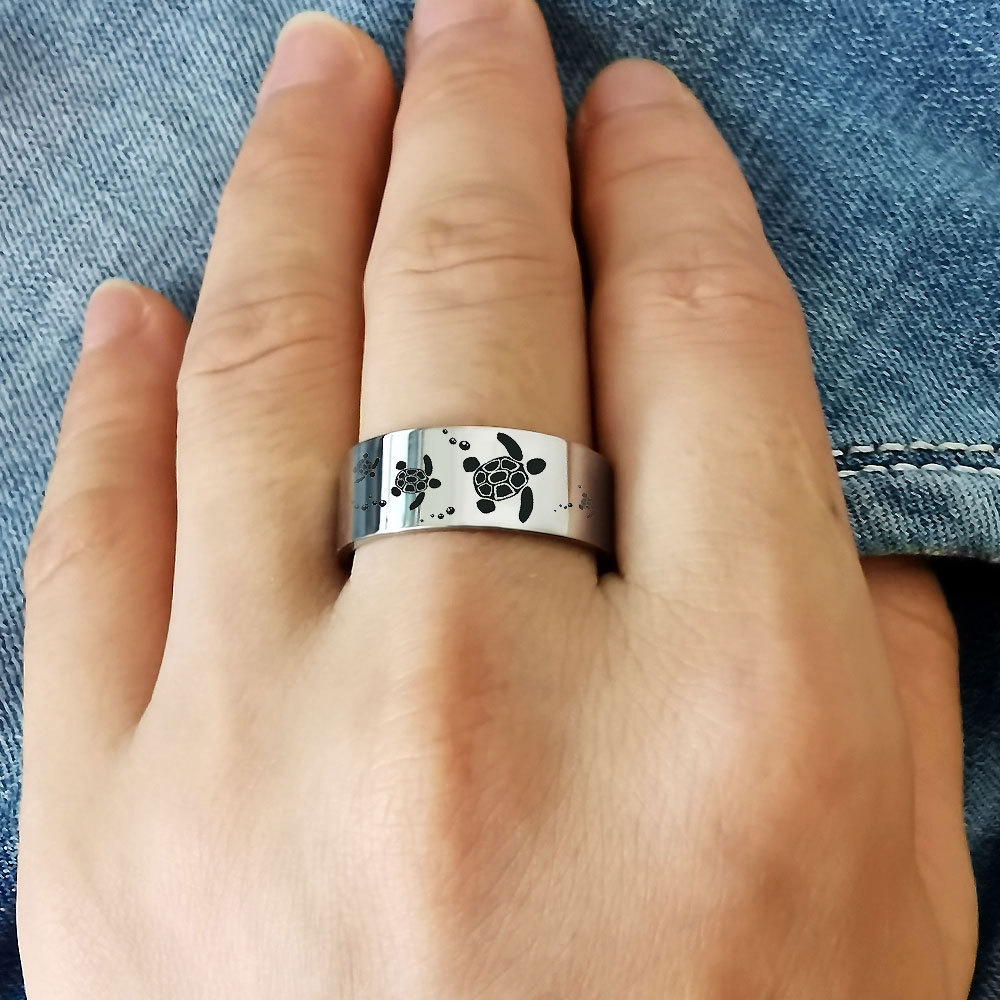 Joyería transfronteriza europea y americana anillo de tortuga anillo de acero inoxidable para hombres y mujeres anillo de acero de titanio joyería de acero Fuente de la fábrica
