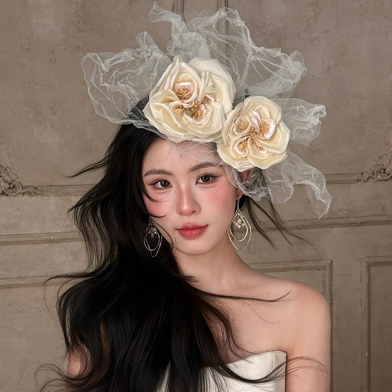 Original vintage bridal hair accessories, featuring a stunning new design with three-dimensional floral netting, creating a beautiful and elegant look perfect for travel photoshoots and wedding celebrations