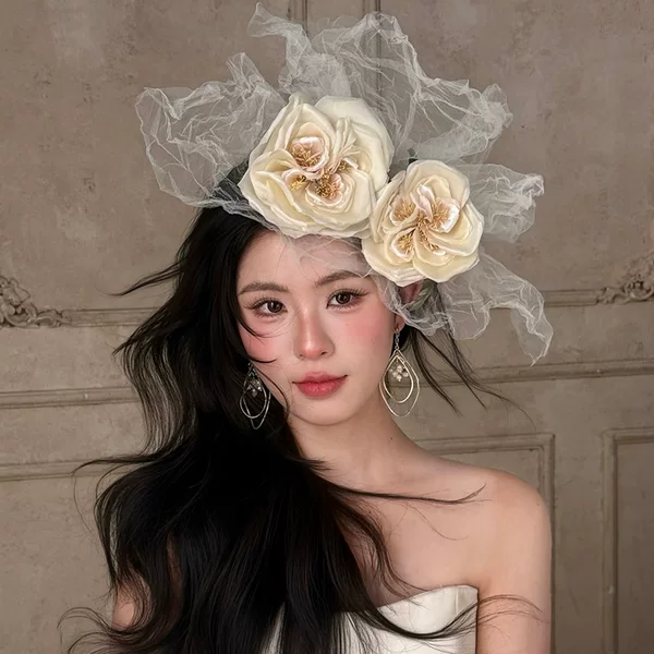 Original vintage bridal hair accessories, featuring a stunning new design with three-dimensional floral netting, creating a beautiful and elegant look perfect for travel photoshoots and wedding celebrations