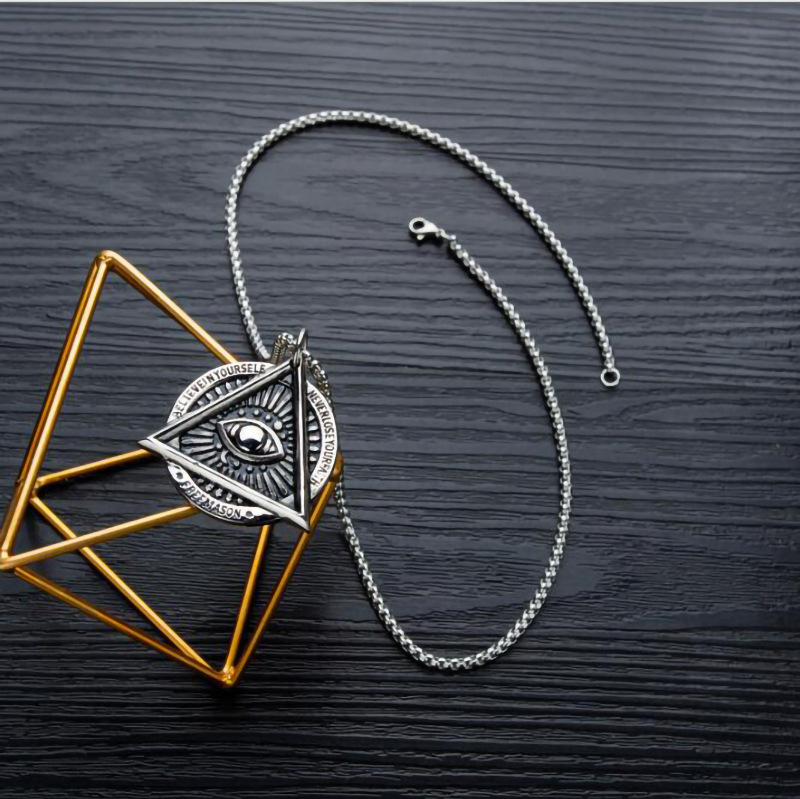 Devil'S Eye Pattern Retro Devil's Eye Alloy Plating Unisex Pendant Necklace