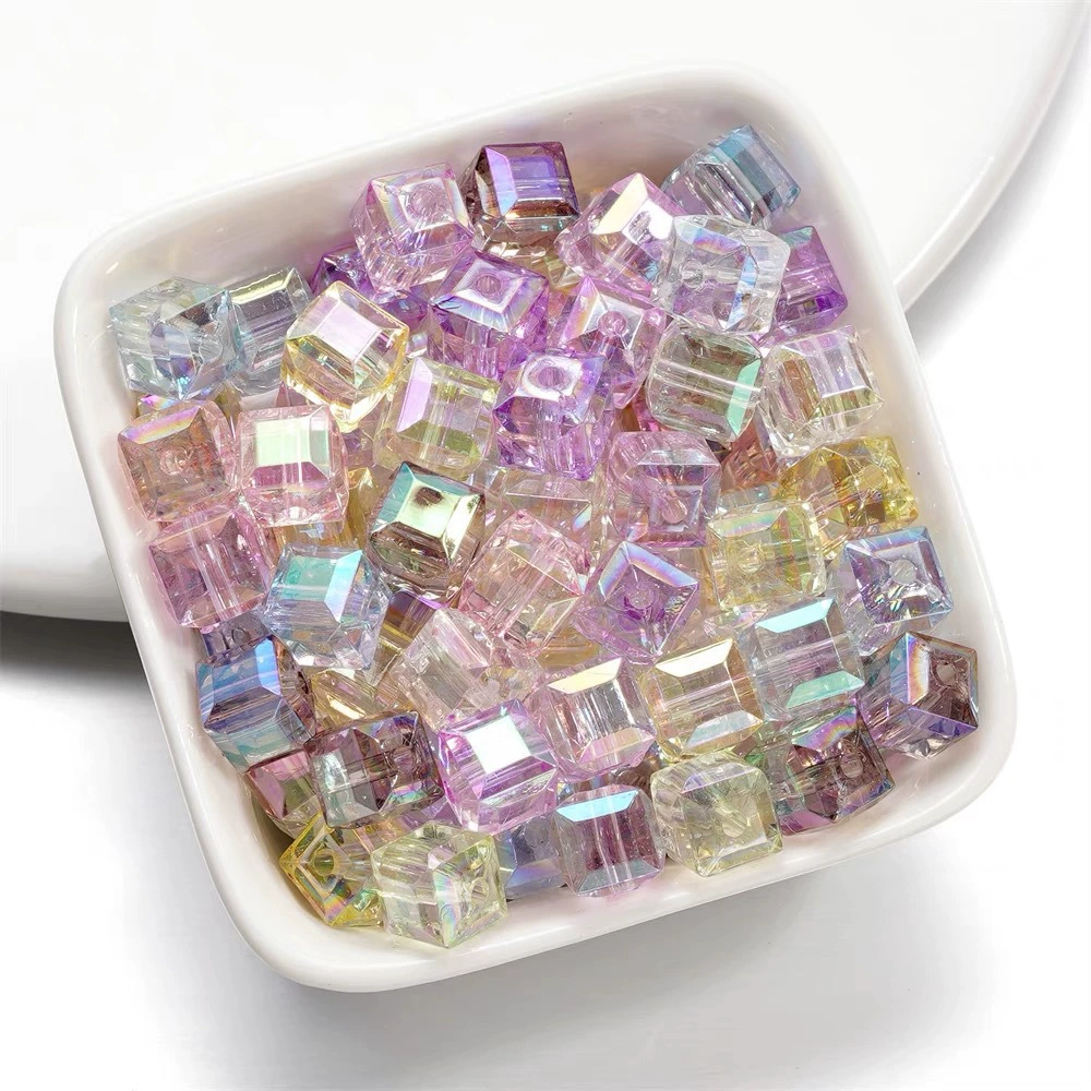 Glass three dimensional beads, beaded bracelet, mobile phone, accessory, accessories