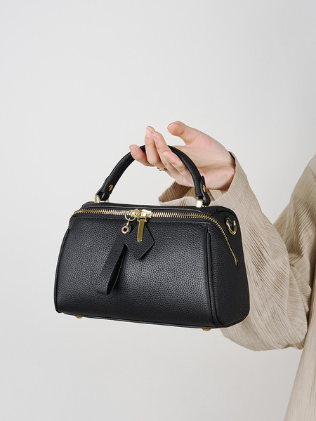 Elegant retro classic leather bag strap