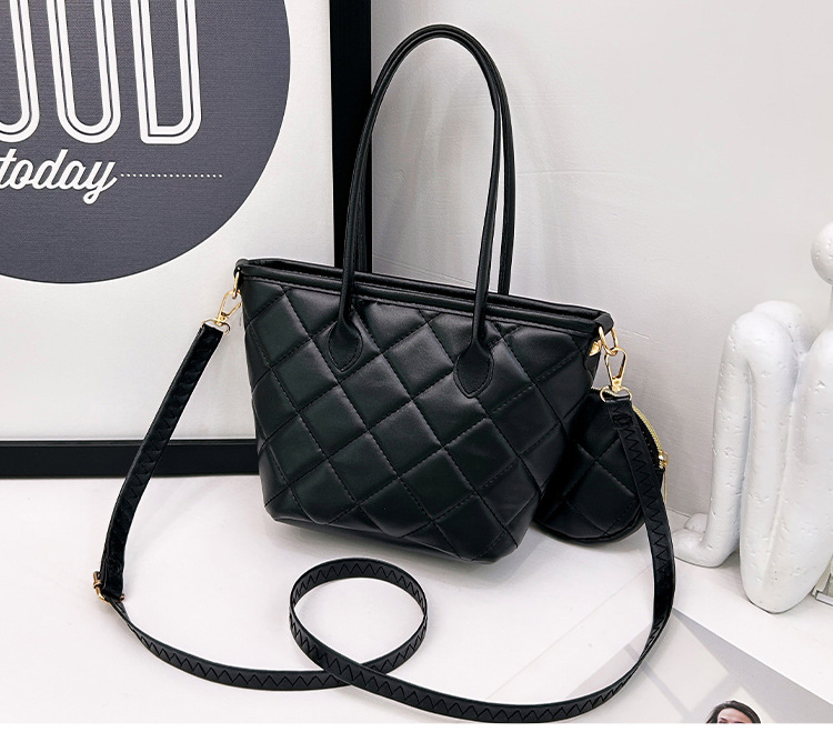 Bucket Shape Women's Medium Pu Leather Argyle Streetwear Sewing Thread Bucket Zipper Tote Bag