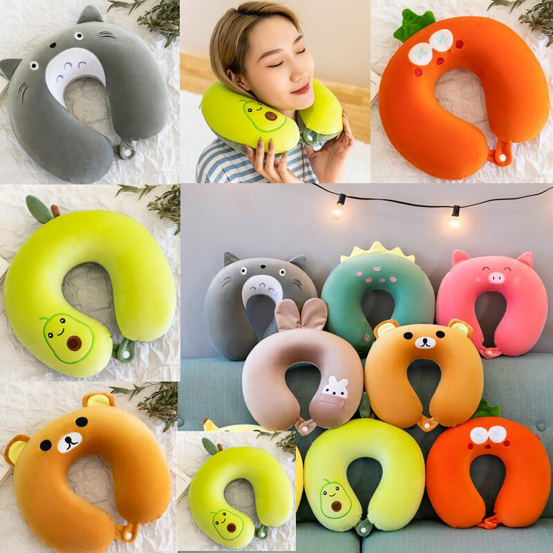 cartoon airplane for traveling