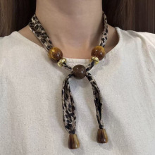 复古秋冬美拉德小众设计感串珠长款毛衣链新款锁骨链
