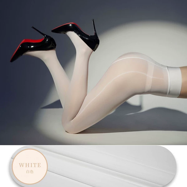 【Horse Oil Socks】White