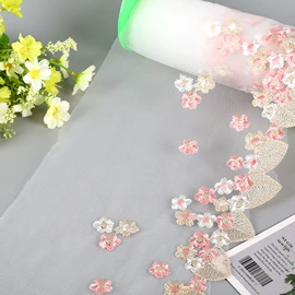 花边;布贴;网眼布