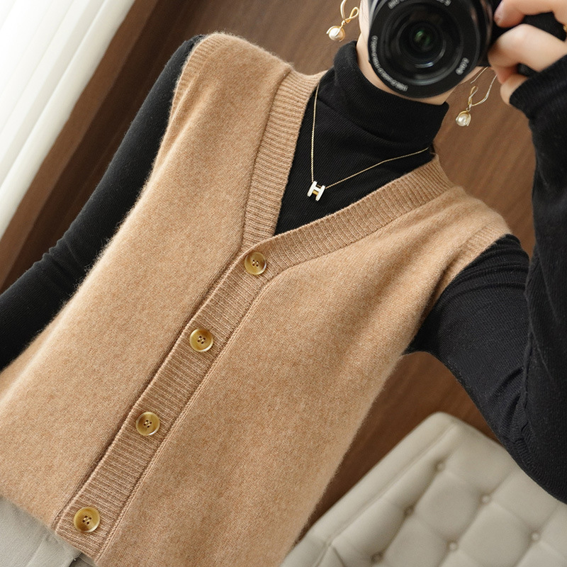 Sleeveless Vest Knitwear Autumn and Winter Loose New Style Waistcoat Top Women's V Neck Outer Wear Pure Color Cardigan Slimming Look