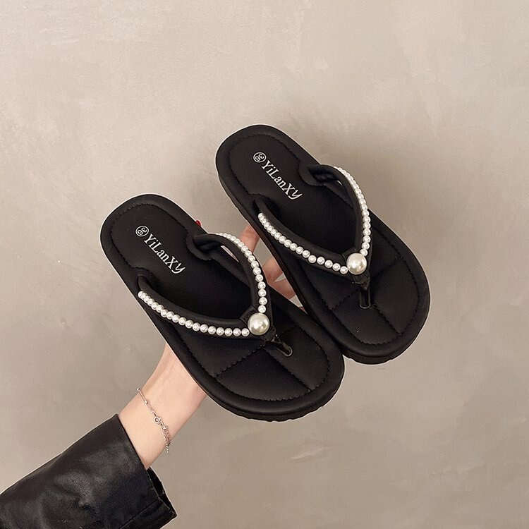 Oh My Gosh! These Slippers Are Popular This Year, Comfortable and Breathable, and Wearing Them Is Super Comfortable!