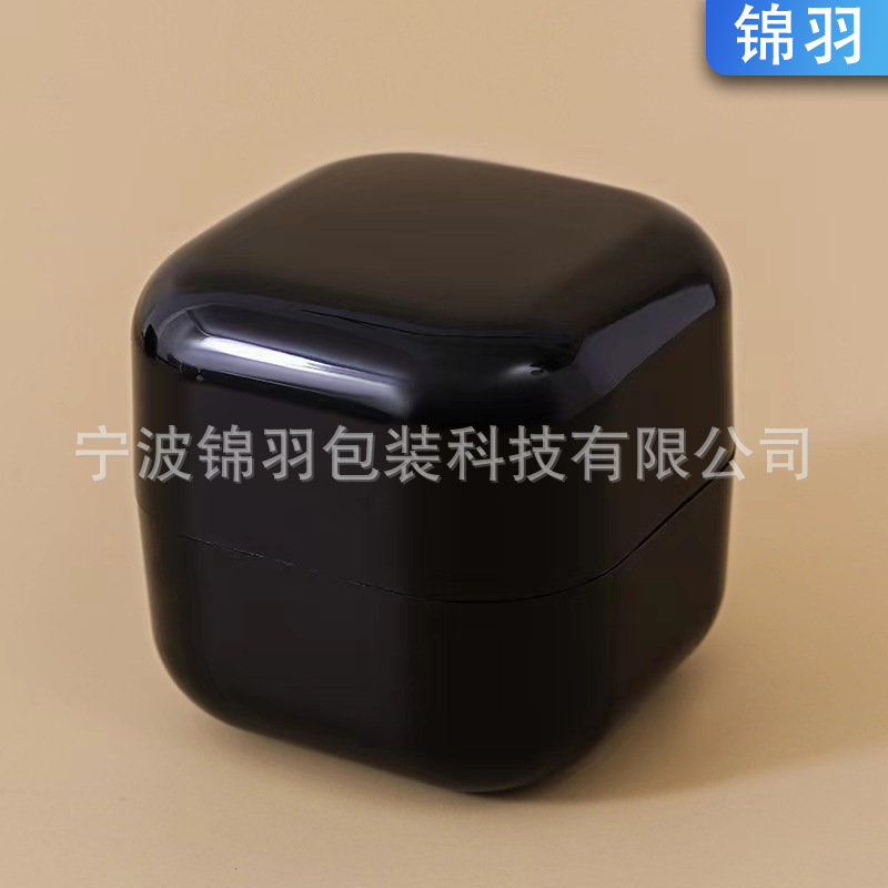 29cc6528ba584e48ca0712f2db18a1