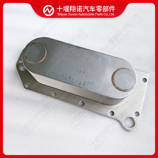 Dongfeng Cummins engine accessories 6CT oil cooling core 3918175