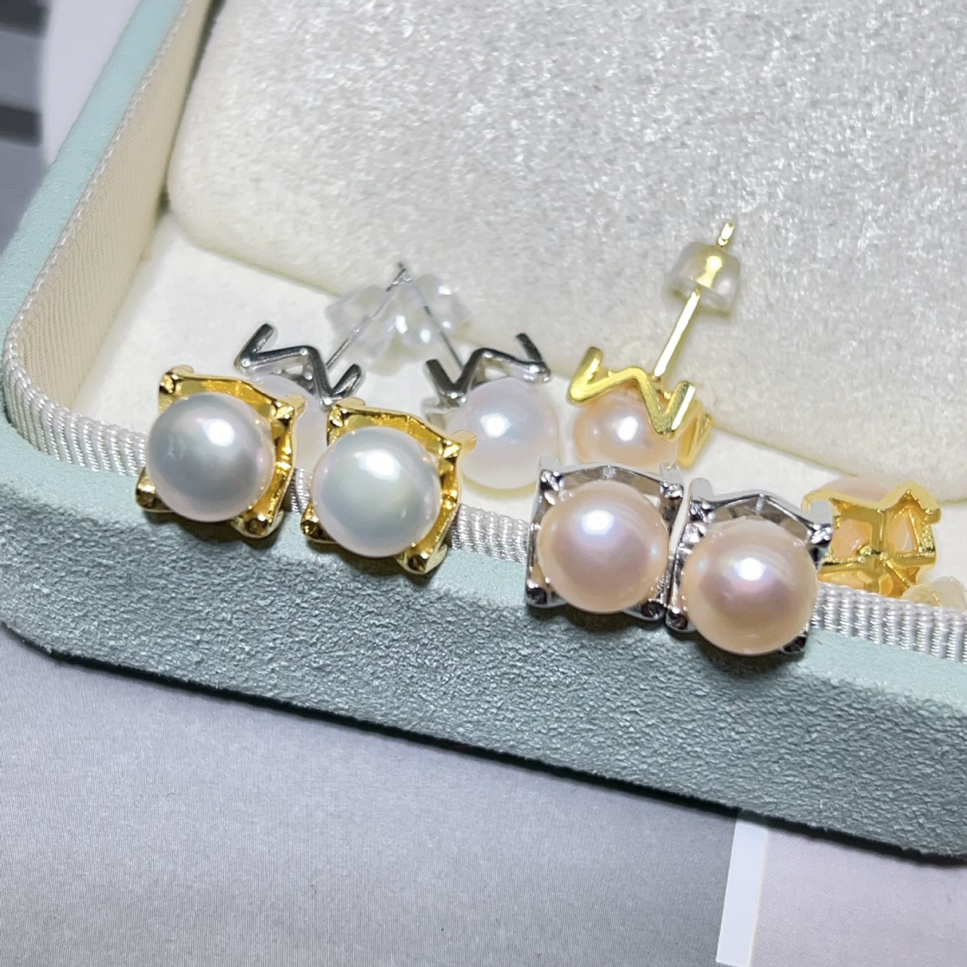 C4058M 같은 단락