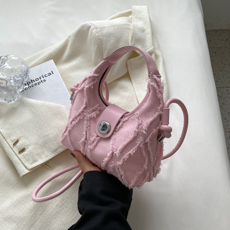 2024 nuevas celebridades de Internet de nicho con el mismo estilo denim rombo todo fósforo moda mensajero de un solo hombro bolso de axila mujer