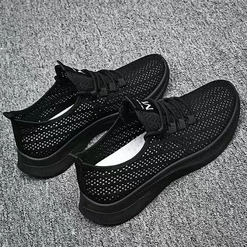 2026 Spring and Summer New Men's Shoes Casual Hollow Breathable Mesh Shoes Mesh Shoes Cloth Shoes Soft Sole Sports Shoes Running Shoes Single