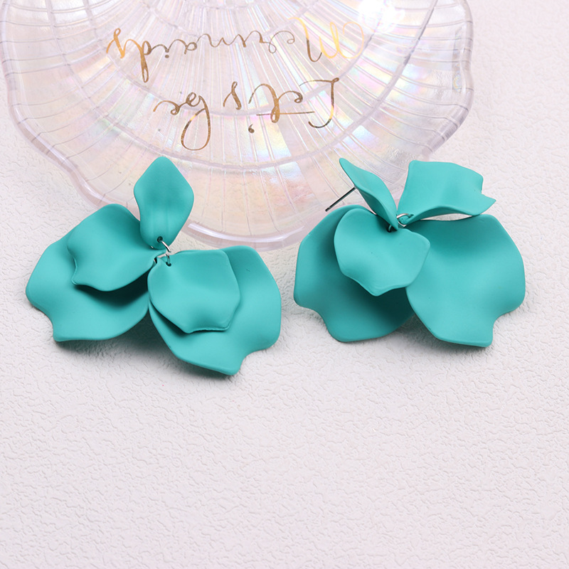 29g Weight 304 Stainless Steel Ear Needle Material Drop Earrings Classification 1 Pair Quantity Holiday, Daily Occasion Acrylic Material Petal Pattern Women's Gender Spray Paint, Tassel, Pleated Design Casual, Vacation Style 1 Pair Casual Vacation Petal Spray Paint Tassel Pleated Arylic Drop Earrings 5