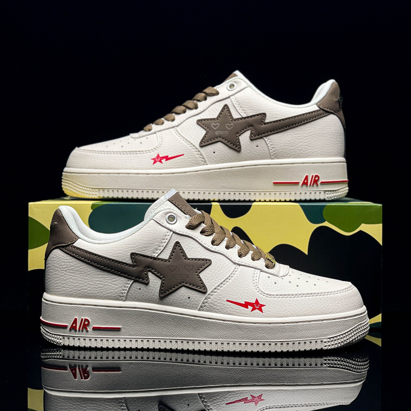 Fuerza Aérea N ° 1 Putian zapatos blancos originales puros hueso hielo blanco Azul Rayo estrella bajo Top leche café zapatilla de deporte de los hombres y las mujeres primera capa de vaca