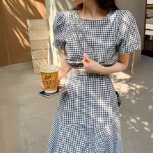 chic韩版夏季休闲短款格子泡泡袖上衣+高腰A字荷叶格子半身裙