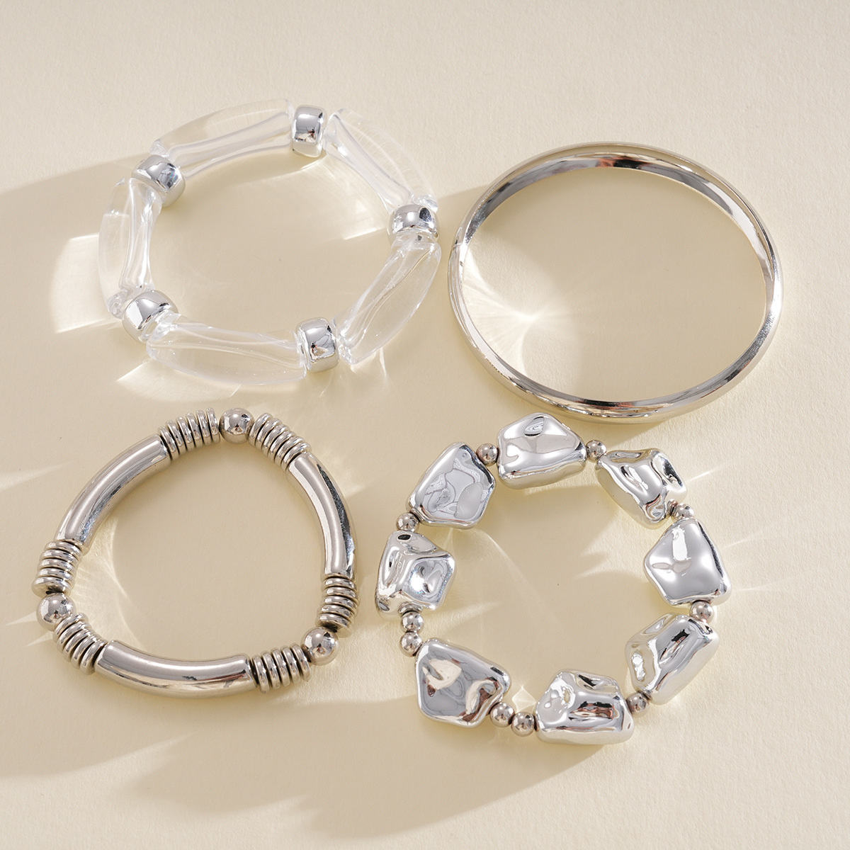 Europa y Estados Unidos transfronterizos cuatro piezas metal acrílico irregular pulsera de geometría pulsera de nicho de moda personalidad joyas de mujer