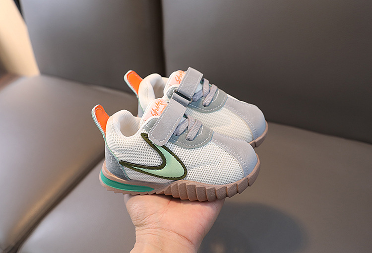 2023 Spring New Casual Mesh Breathable Boys Girls' Sports Lightweight Middle and Small Children's Running Shoes_voghion.com