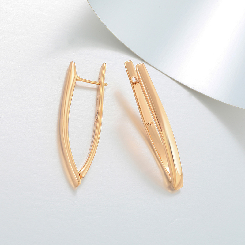 Pendientes de Hebilla en Forma de V de Aleación Chapado en 18K para Mujer