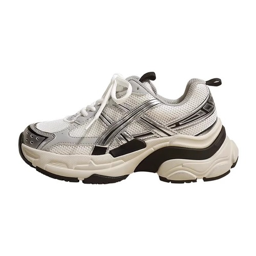 If you want a versatile, color-blocked, distressed, thick-soled dad sneaker for women in 2024, this new spring and autumn model features a mesh surface for breathability and a casual, sporty design.