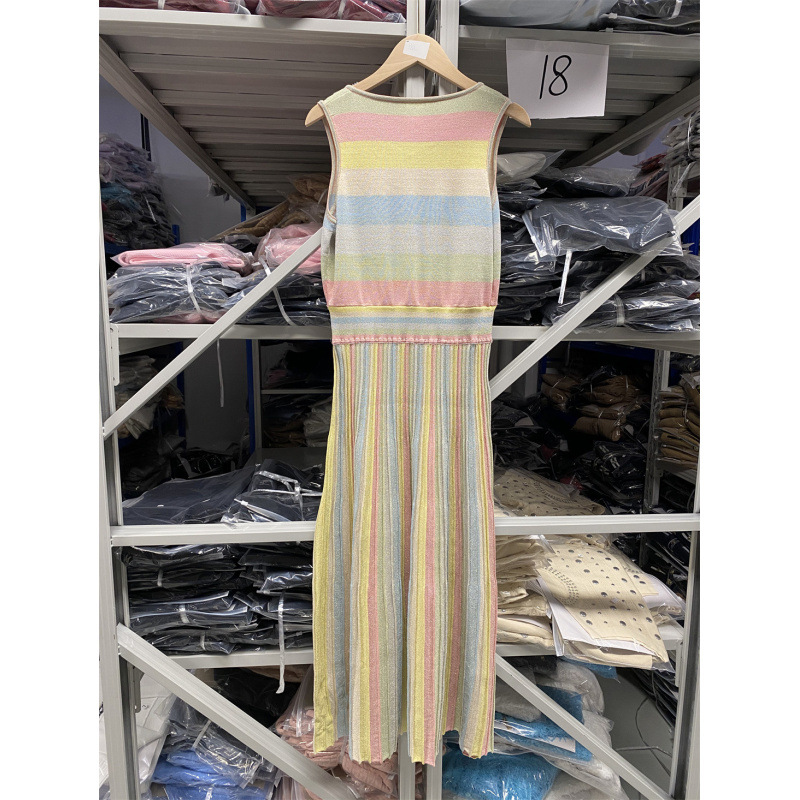 Colorful striped pleated skirt with large swing