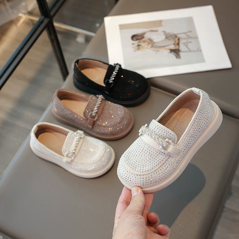 Девочки кожаные туфли принцессы на мягкой подошве одиночные туфли новые детские кожаные модные повседневные туфли