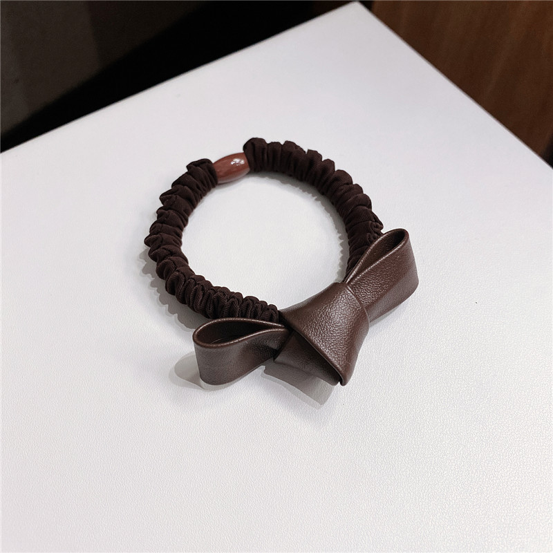 Kleiner Duftender Haarring Koreanisches Temperament Damen Wind Haarseil Handgemachte Pu-haut Bb Clip Krawatte Haar Gummiband Kopfs Eil Weibliche Haarnadel display picture 17