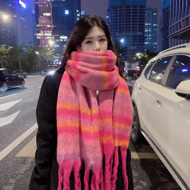 彩虹围巾女冬季高级感加厚马海毛彩色条纹2025新款百搭复古围脖|undefined