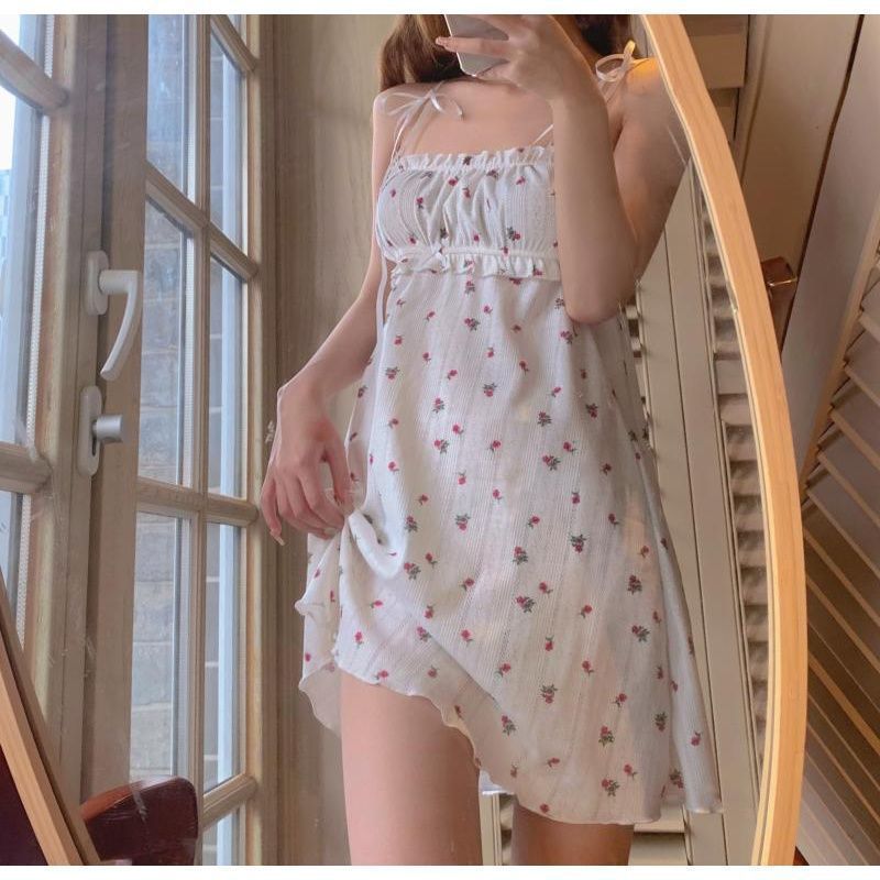2025년 여름 신상품 일본 및 한국 스타일 파자마 여성 달콤하고 귀여운 작은 꽃 무늬 나이트드레스 서스펜더 스커트 드레스 홈 의류