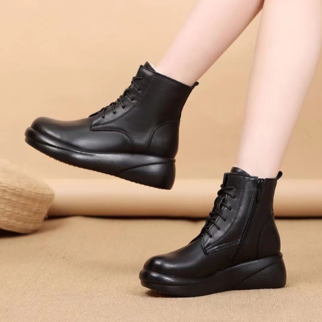 2025中老年女靴低跟松糕底秋冬季圆头百搭低筒秋冬复古妈妈皮短靴