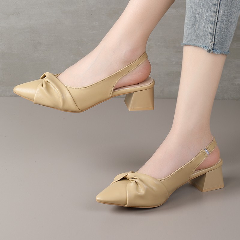 Baotou zapatos de mujer tacones gruesos 2026 verano nuevo tipo de zapatos de mujer hebilla puntiaguda sandalias de mujer ligeras y cómodas