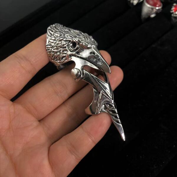 Fashionable ring for men and women