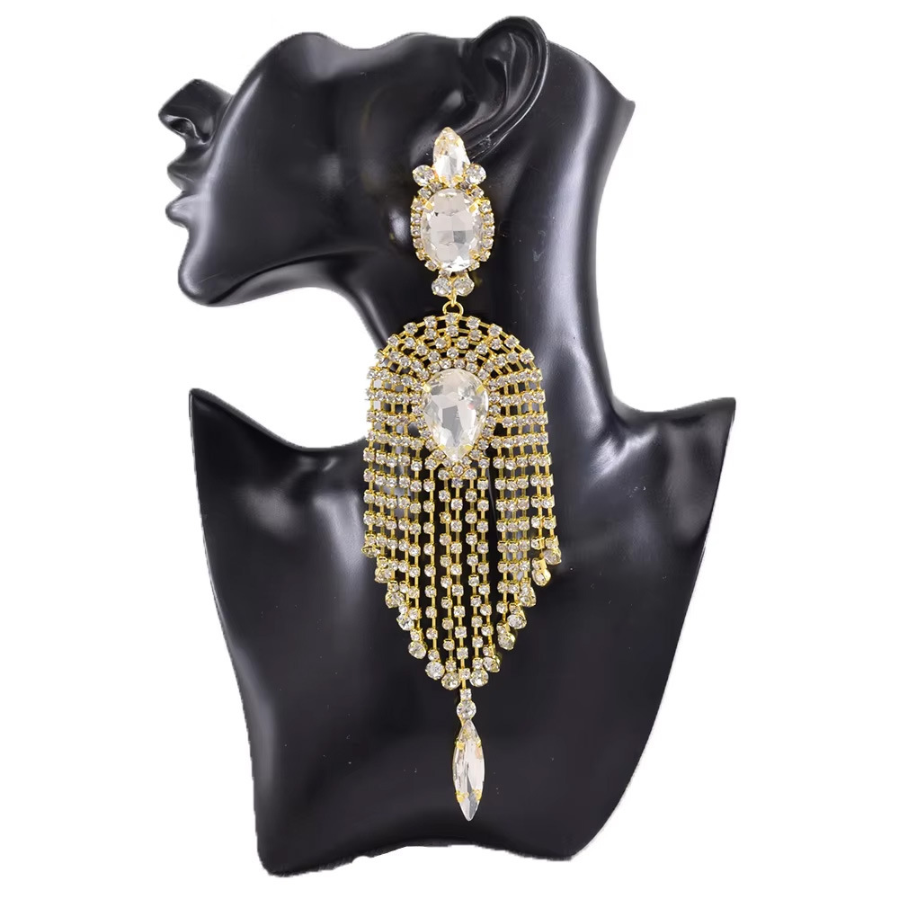 Orecchini a cerchio con nappine di strass per sposa eleganti_voghion.com
